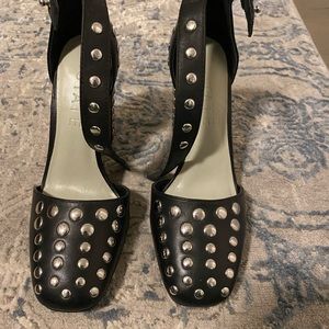 1 state black high heels